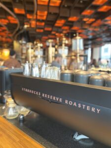 Bar de café no Starbucks Reserve em NYC